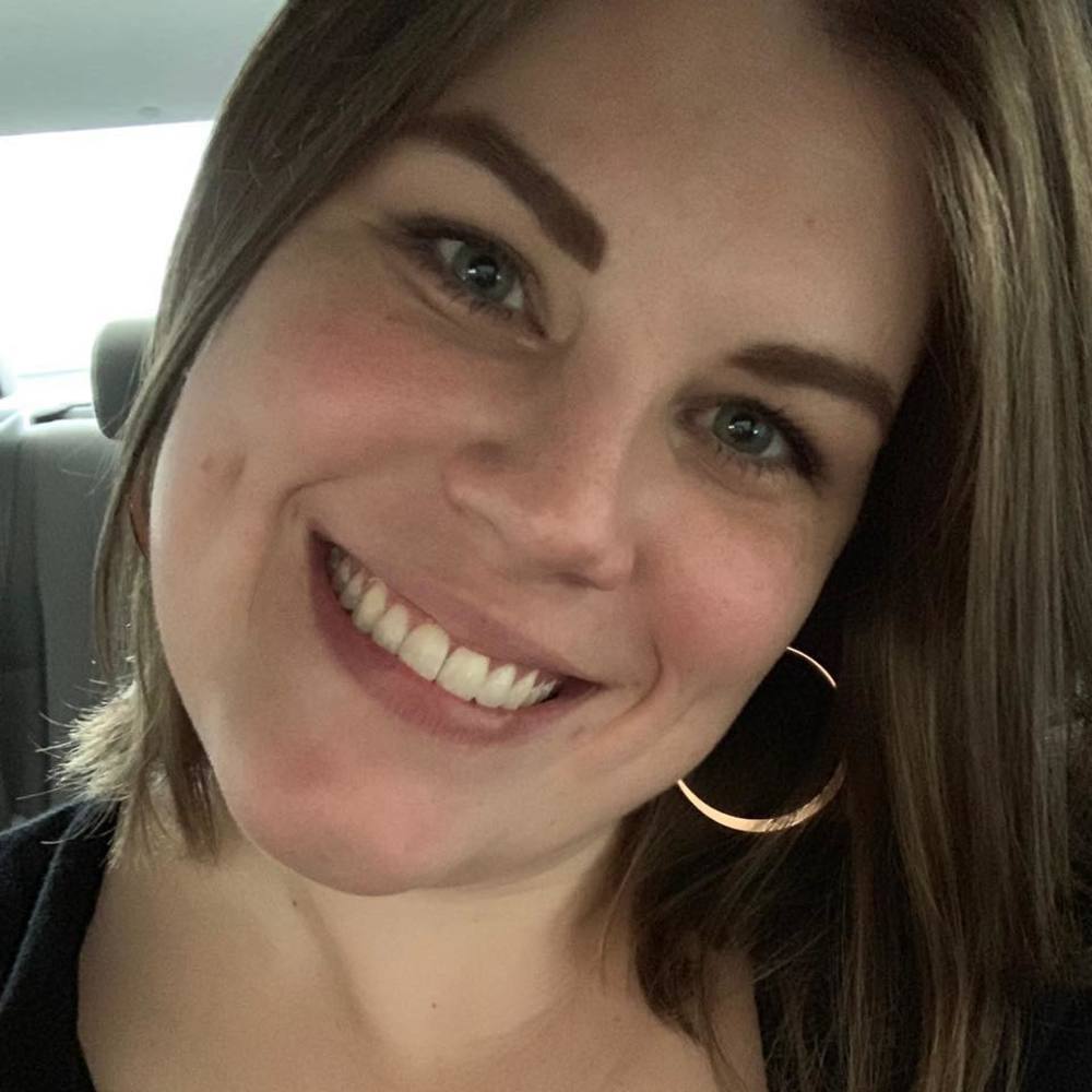 Meet your Posher, Jillian